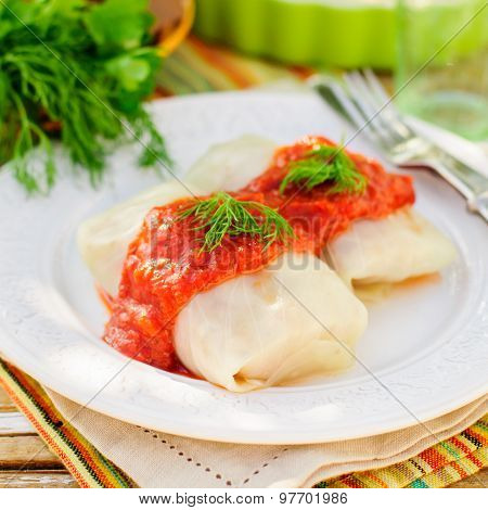 Cabbage Rolls With Tomato Sauce And Dill