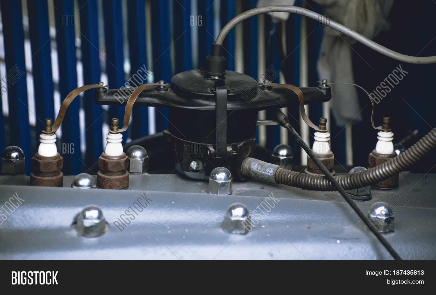 Spark Plugs Ignition Image & Photo (Free Trial) Bigstock