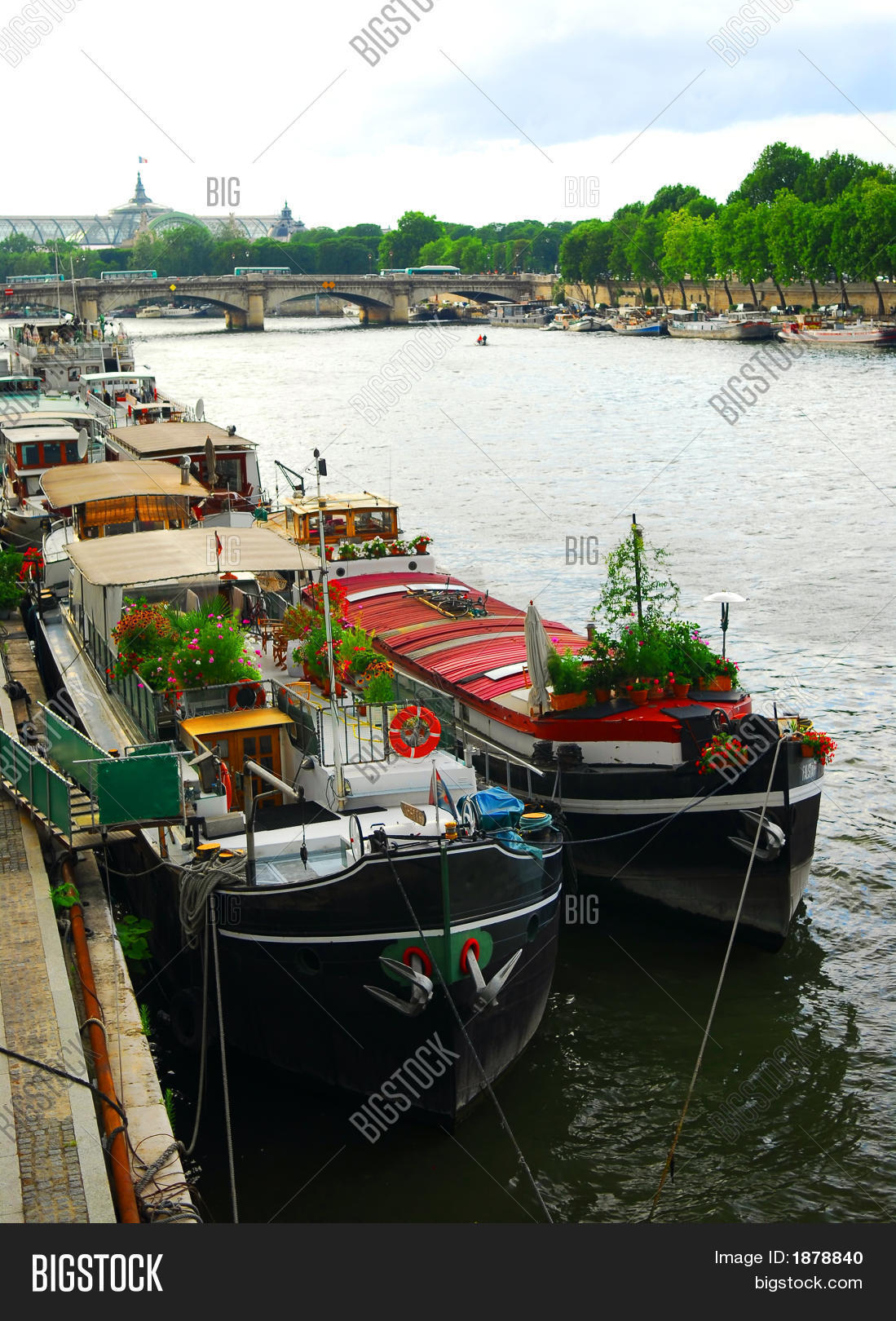 Houseboats Paris Image & Photo (Free Trial) Bigstock
