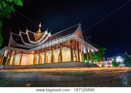Pa Pradoo Temple In Night Scene.