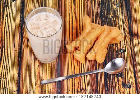 Soybean Milk Filling Jelly ,cereal And Grain Served With Deep-fried Dough Stick As Patongko