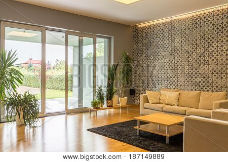 New Size Of Classical Elegance