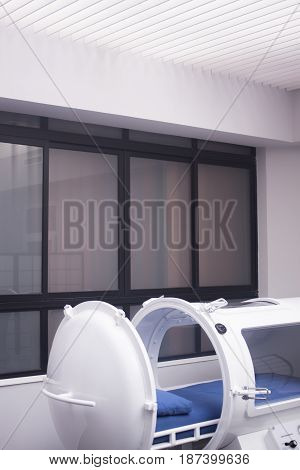 Hyperbaric Oxygen Tank Chamber