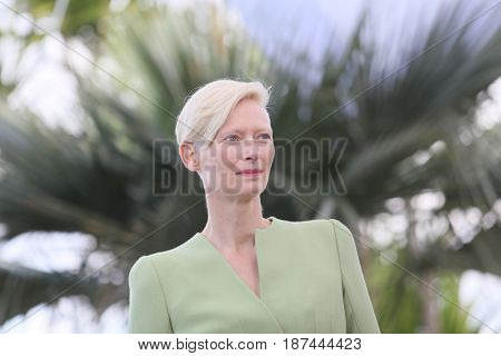 Tilda Swinton attends the 'Okja' photocall during the 70th annual Cannes Film Festival at Palais des Festivals on May 19, 2017 in Cannes, France. 