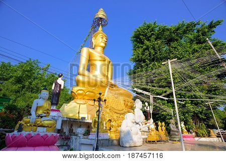 Wat Phra Kaew Don Tao