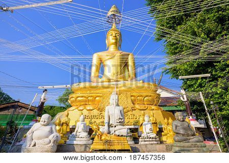 Wat Phra Kaew Don Tao