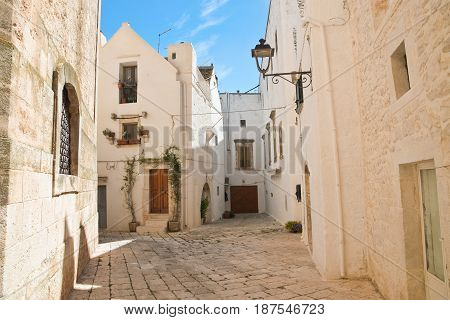 Characteristic alleyway of Locorotondo. Puglia. Southern Italy.