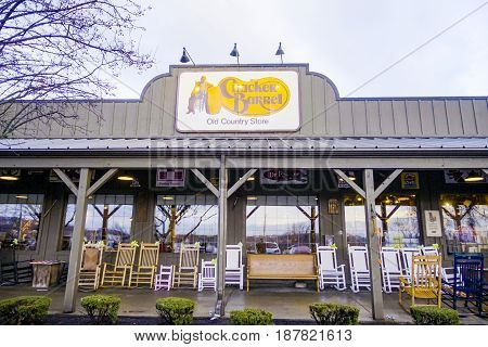 Cracker Barrel restauraunf and country store -  2017