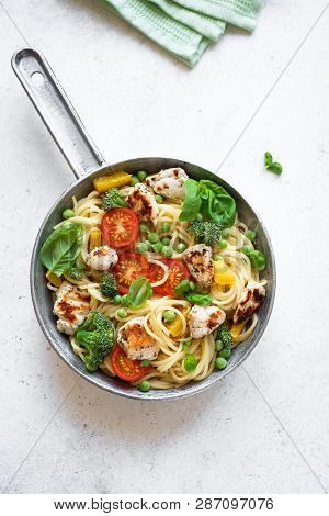 Pasta Chicken Primavera