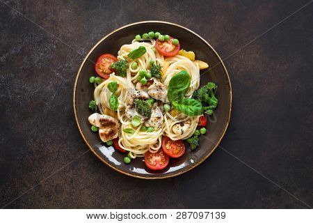 Pasta Chicken Primavera