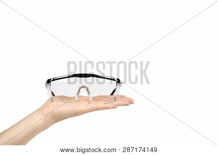 Protective Workwear To Protect Human Eyes, Safety Glasses With Hand