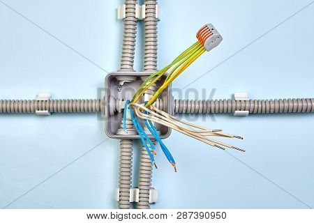Connecting Wires Together Durind Mounting Electrical Junction Box With Help Of Pluggable Terminal Bl