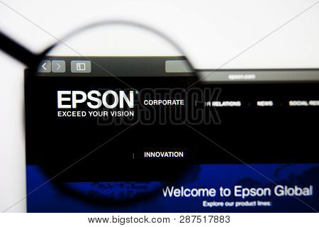 Los Angeles, California, Usa - 28 February 2019: Seiko Epson Website Homepage. Seiko Epson Logo Visi