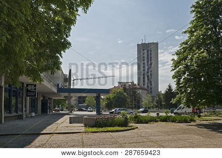 Ruse, Bulgaria - May 1, 2008: Building And Street At The Center Of City Of Ruse, Bulgaria