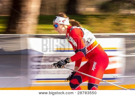 Traverser la femme de course sprint Milano