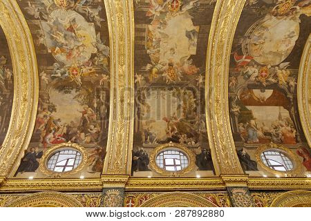 Valletta, Malta - Jun 19 2018: Interiour Of The Beautiful Catholic Church Saint John In Valletta. Va