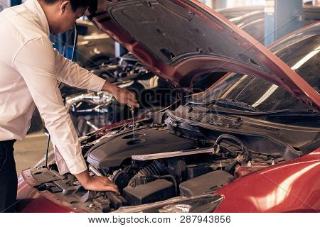 This Career Man Saleman Business Inspection Writing Note On Notepad Or Book, Paper With Car Blurry B