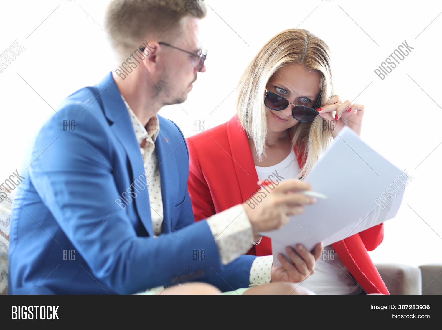 Man Shows Woman Image & Photo (Free Trial) | Bigstock