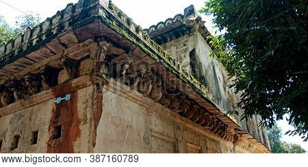 District Katni, India - October 10, 2019: Damage Wall Displayed Around Tourist Attraction At Ancient