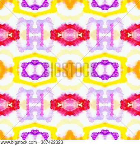Seamless Watercolor Peru Pattern. Colorful And Red. Vintage Aquarelle Kaftan Design. Geometric Abstr