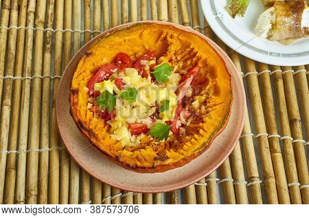 Italia  Baked Margherita Spaghetti Squash  Close Up