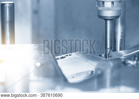 The Cnc Milling Machine Rough Cutting  The Injection Mold Parts By Indexable  Endmill Tools. The Mol