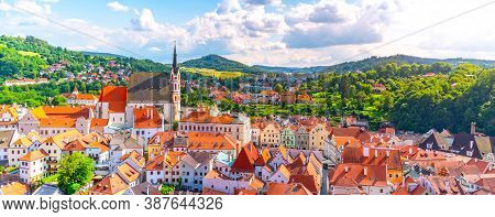 Panoramic View Of Cesky Krumlov With St Vitus Church In The Middle Of Historical City Centre. Cesky 