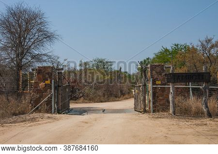 Tamboti Restcamp Gate, Kruger National Park, South Africa, Sept 25, 2020: Entrance Gate at Tamboti restcamp in Kruger National Park. Tamboti is a satellite camp of Orpen in the west of Kruger.