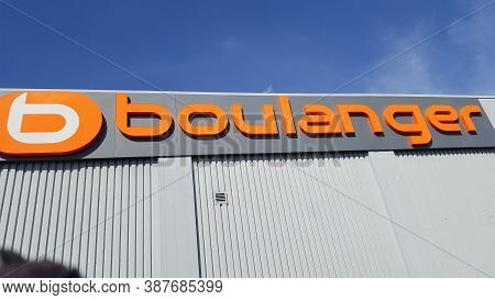 Bordeaux , Aquitaine / France - 09 25 2020 : Boulanger Sign And Text Logo Front Of Shop French Chain
