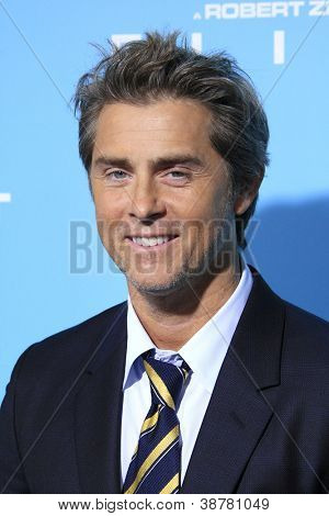 LOS ANGELES - 23 oktober: John Gatins op de première van Paramount Pictures 'vlucht' in ArcLight bioscoop