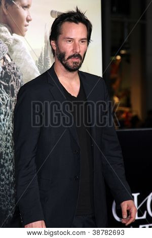 LOS ANGELES - 24 ottobre: Keanu Reeves arriva presso il 