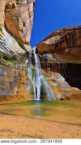 Lower Calf Creek Falls Waterfall Colorful Views From The Hiking Trail Grand Staircase Escalante Nati