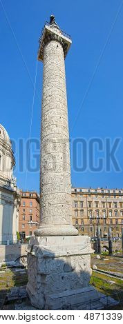 คอลัมน์ traian (colonna Traiana)