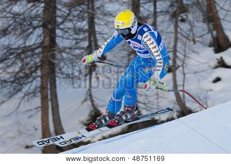 VAL D'ISERE FRANKRIG. 16-12-2010. Kajsa Kling (SWE) under den anden officielle uddannelse køre til FI