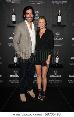 Carter Oosterhouse and Amy Smart at the Macallan Masters of Photography Featuring Elliott Erwitt, Leica Gallery, Los Angeles, CA 10-24-13