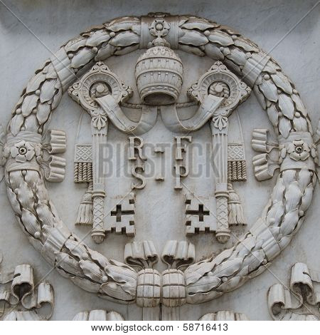 Vatican shield carved in stone