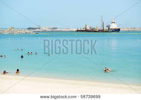 Dubai, Uae - September 12: The Construction Of The Us$1.63Bn Bluewaters Island Project Where Will Be