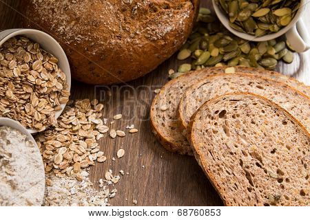 Bread with pumpkin seeds, flax and sesame seeds.