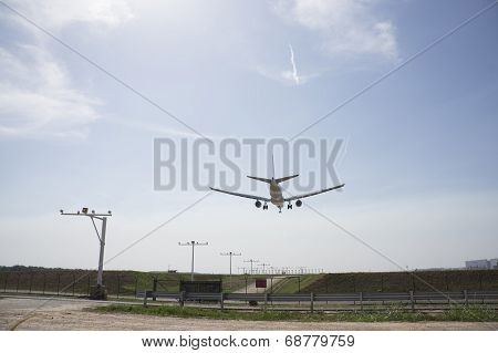 Aeroplane Ready To Landing