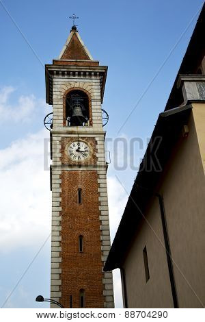 Somma Lombardo  Abstract In  Italy