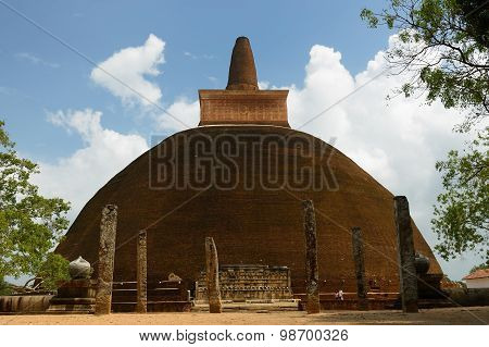 Anuradhapura Ruin, Adhayagiri Dagoba, Sri Lanka
