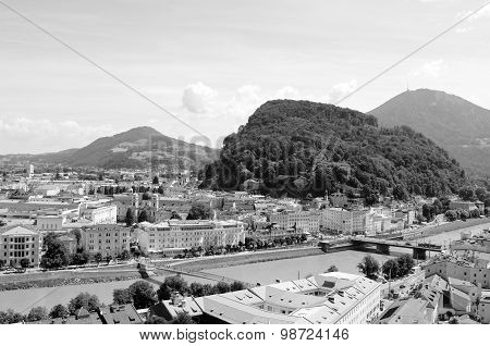 Salzach River Flows Through Salzburg City Centre In Austria