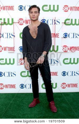 Los Angeles jul 28: Ed Westwick kommt in der 2010-Cbs, cw, Showtime Sommerfest Press Tour