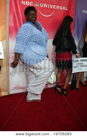LOS ANGELES - Temmuz 30: 2010 NBC yaz basın turu parti Beverly Hilton Otel'de Retta gelir