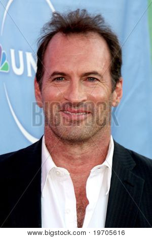 LOS ANGELES - JUL 30: Scott Patterson ankommer til 2010 NBC presse Tour sommerfest på Beverly Hi