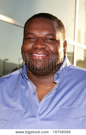 LOS ANGELES - AUGUST 4:  Kelvin Brown arrives at the 