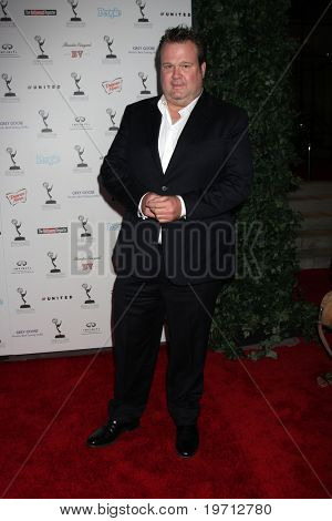 LOS ANGELES - elokuu 27: Eric Stonestreet saapuu kuudeskymmenestoinen Primetime Emmy Awards esiintyjät ehdokas