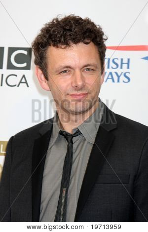 LOS ANGELES - AUG 27: Michael Sheen přijde na čaj Emmy BAFTA 2010 v hotelu Plaza století na Au