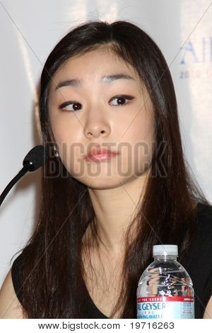 LOS ANGELES - szeptember 7: Yuna Kim sajtótájékoztatón a 