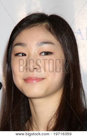LOS ANGELES - szeptember 7: Yuna Kim sajtótájékoztatón a 